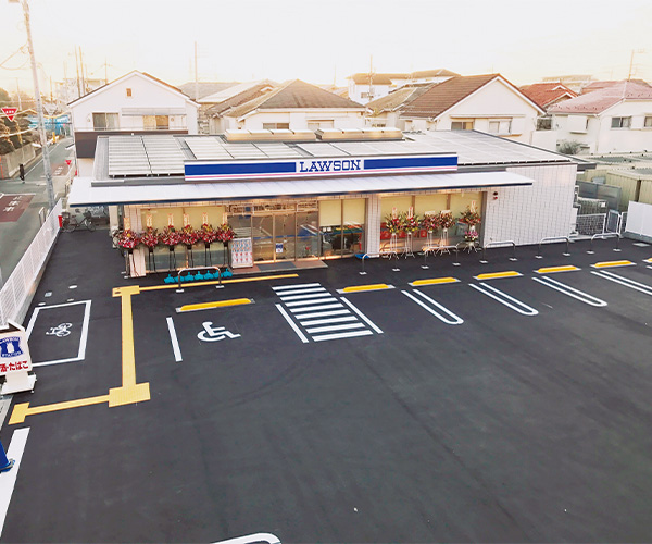 ローソン 小平天神町二丁目店 [東京都小平市]の外観